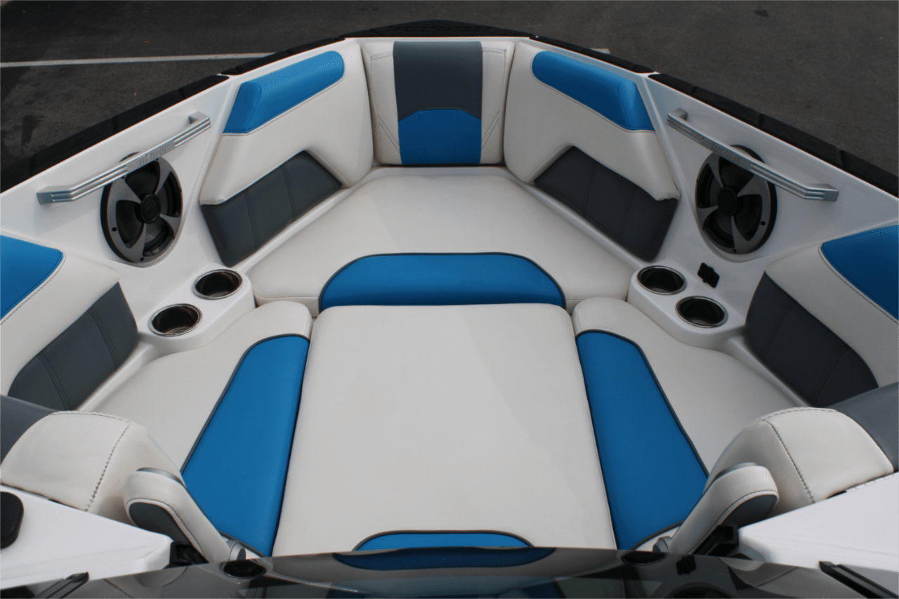 2020 Malibu 25 LSV