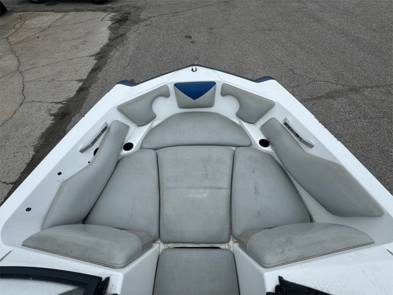 2012 AXIS A20 Icon