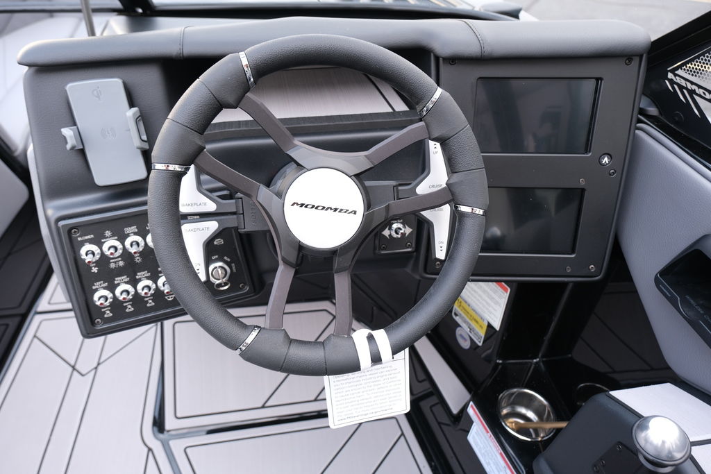 2024 MOOMBA Craz BRAND NEW LAST 2024 MODEL 
