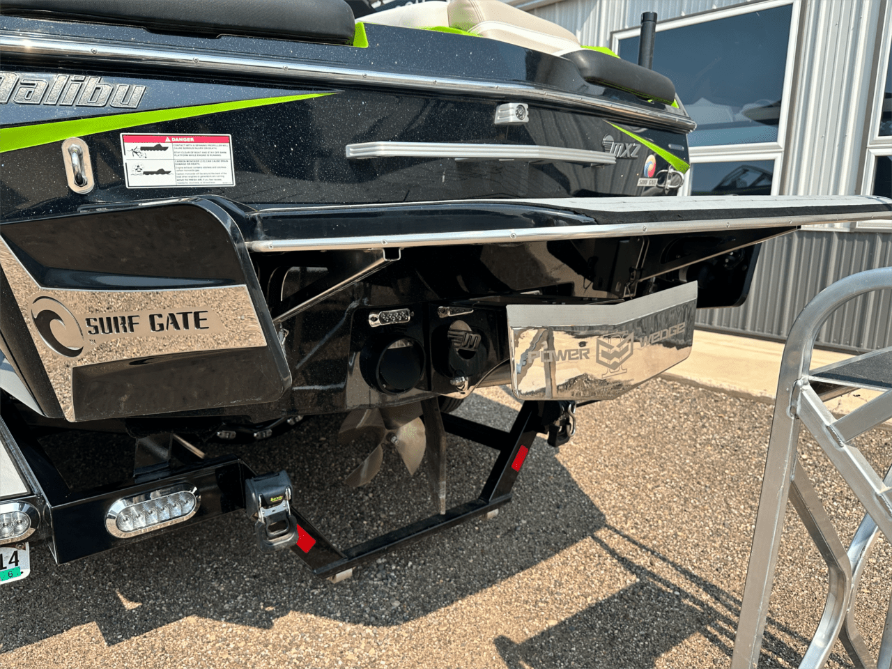 2017 Malibu Wakesetter 22 MXZ