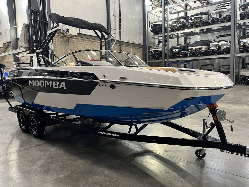 2024 MOOMBA Tykon