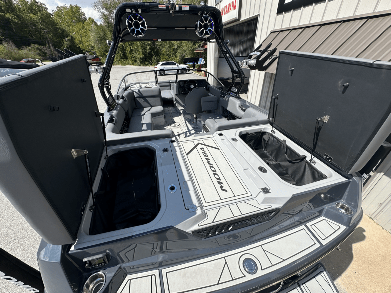 2025 Moomba Max