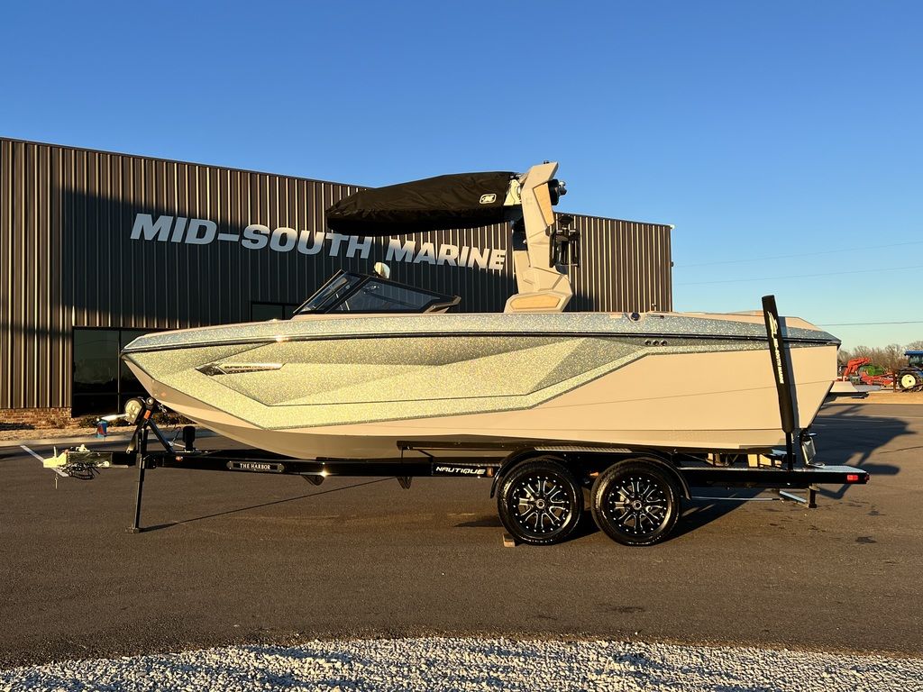 boat.Title