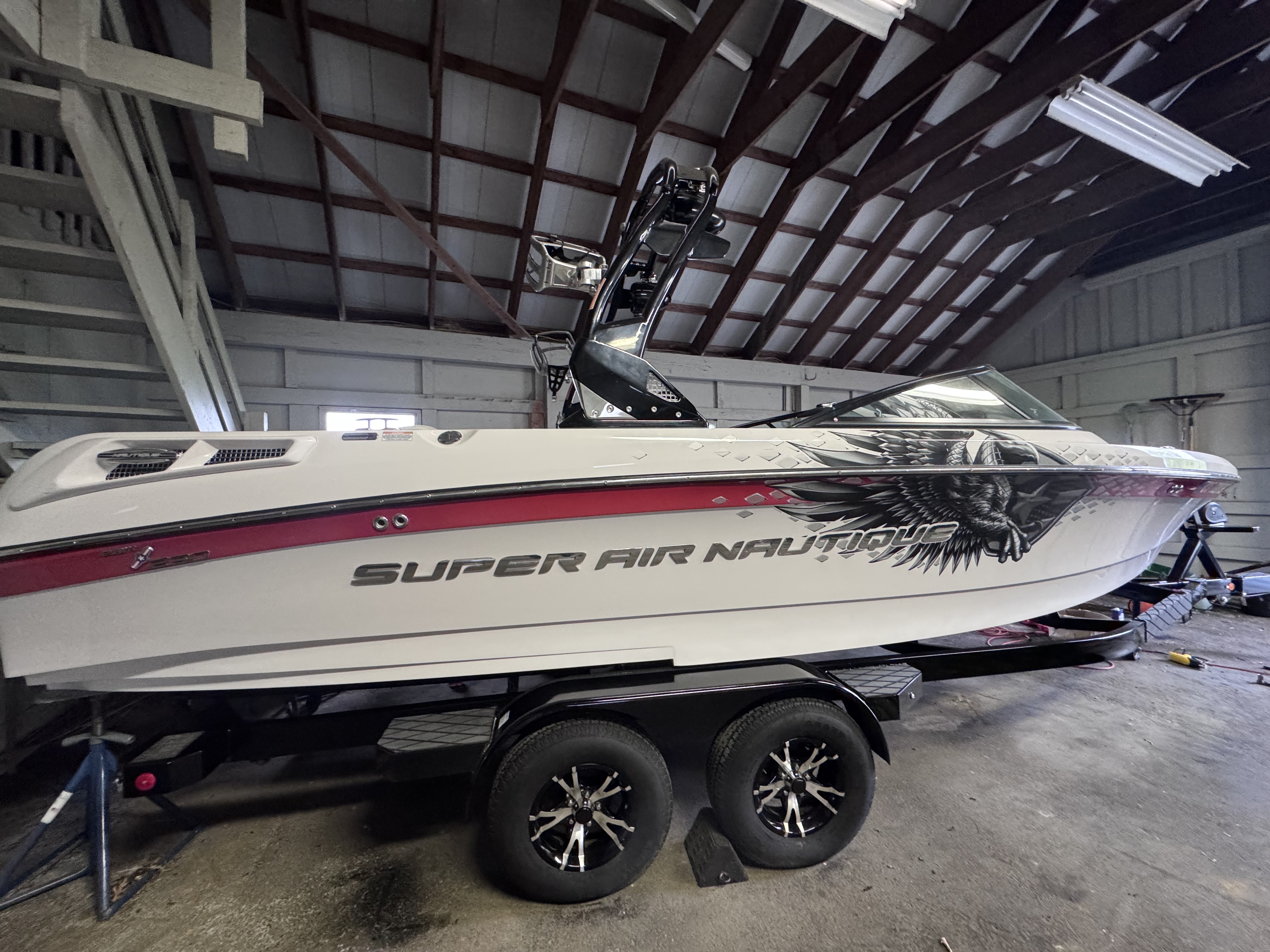 2011 Super Air Nautique 230 Team 