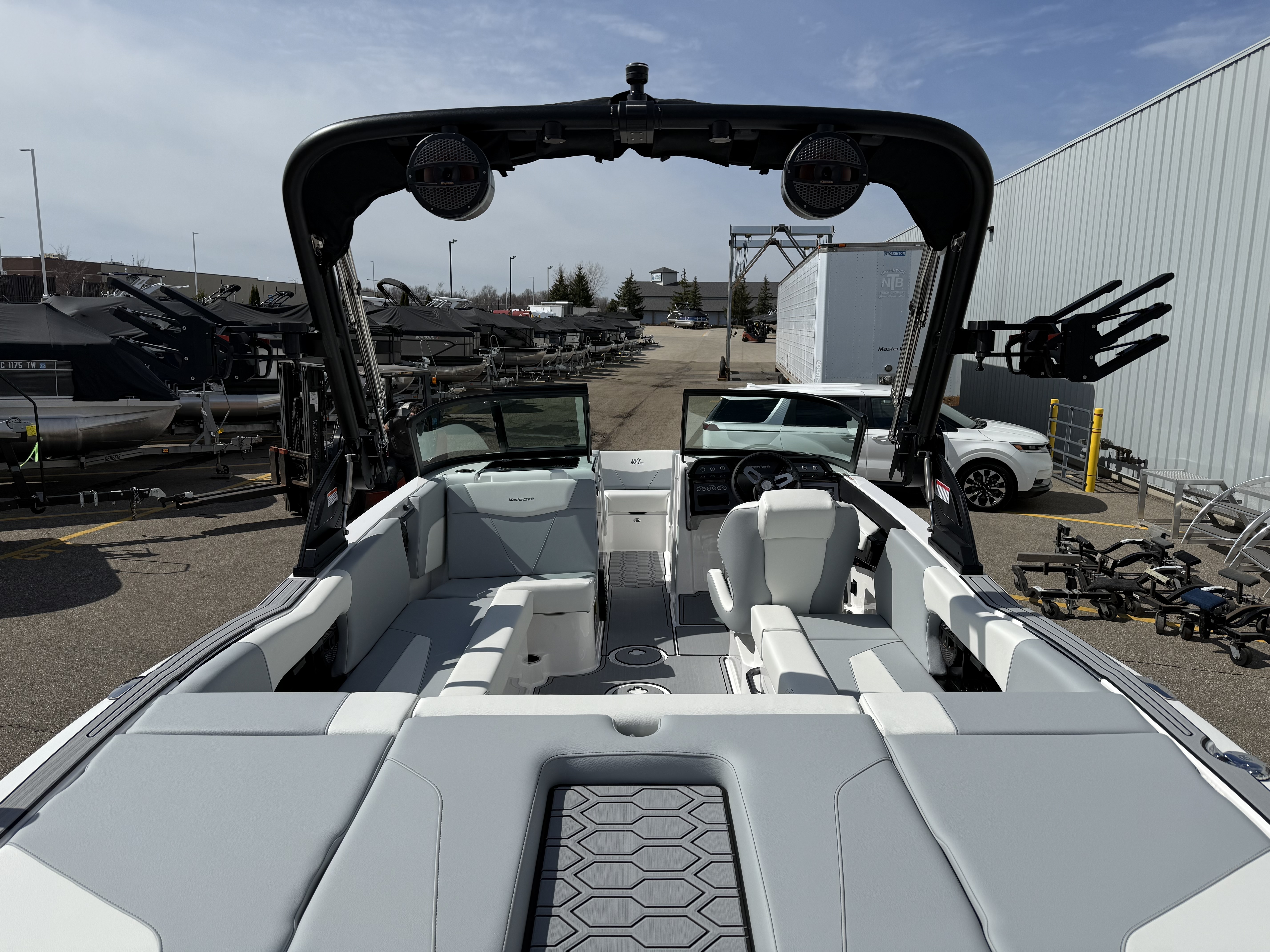 2025 MasterCraft NXT22