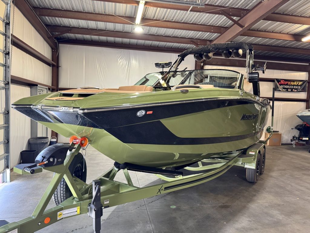 2025 MasterCraft X24