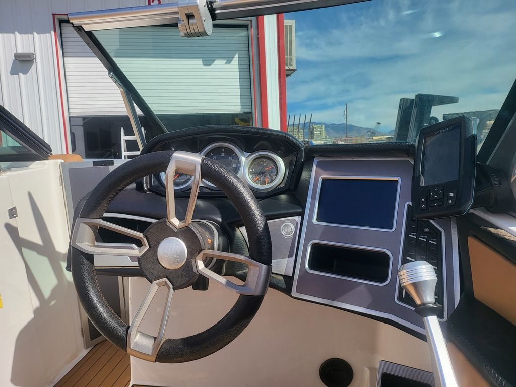 2019 MasterCraft XT23