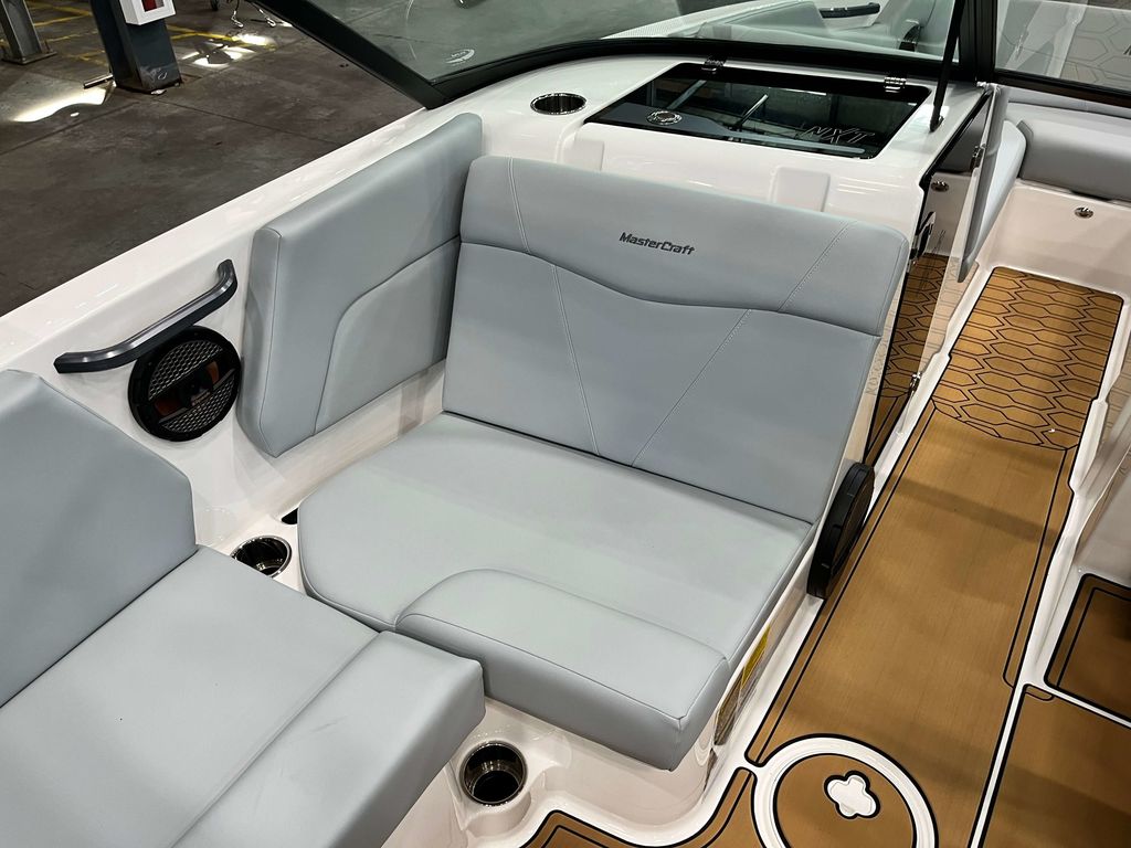 2025 MasterCraft NXT22