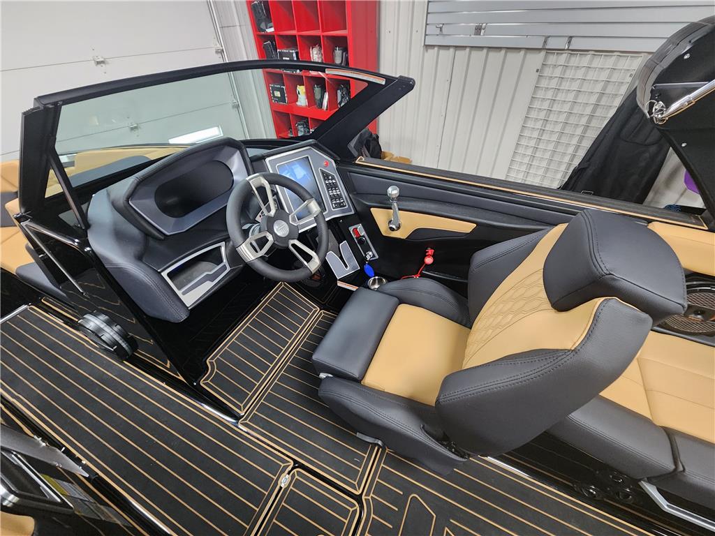 2024 Mastercraft XT-23 | 209111