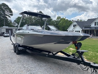 2022 Malibu 24 MXZ