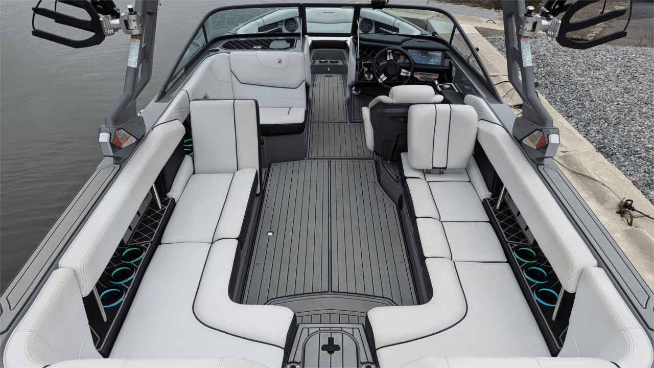 2019 Nautique GS24 w/ 6.2