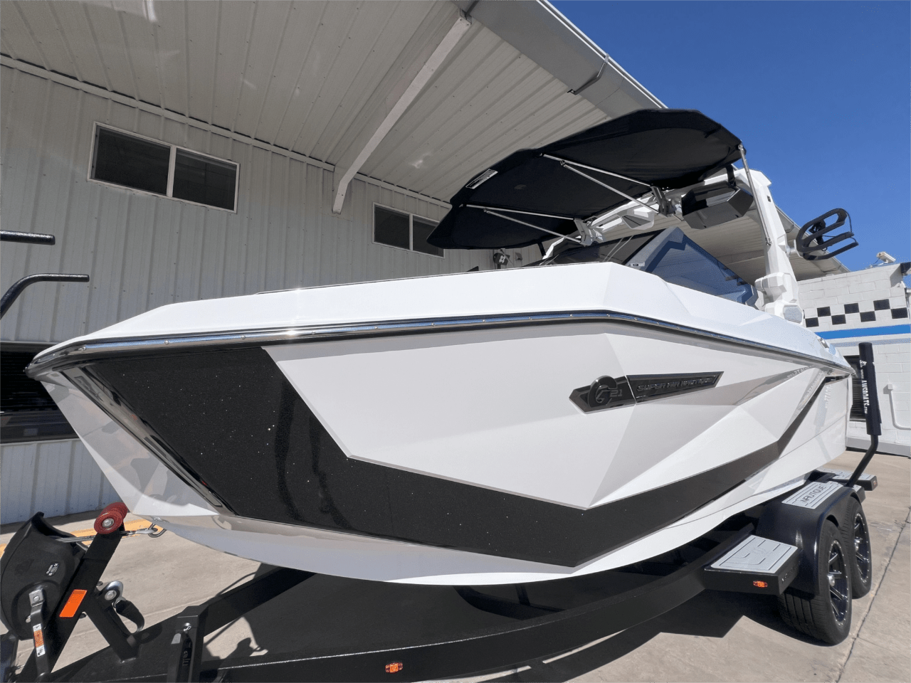 boat.Title