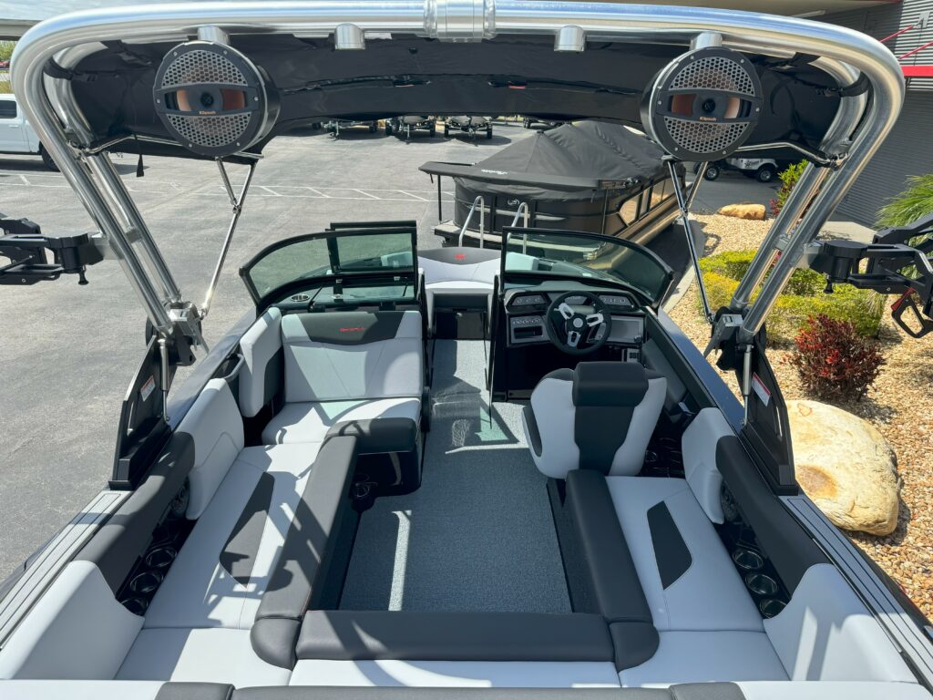 2024 MasterCraft NXT21