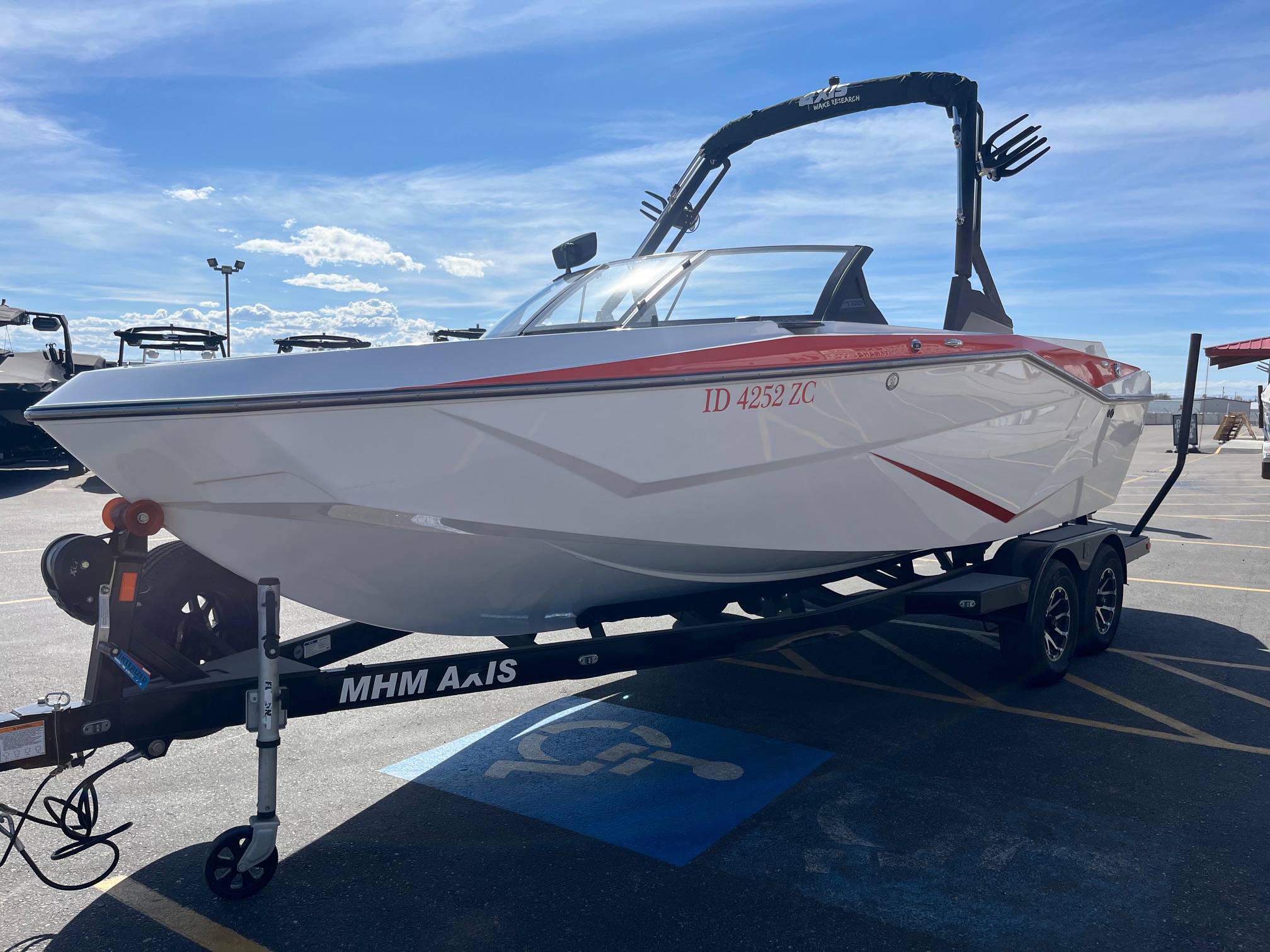 2022 Axis Wake Research T220