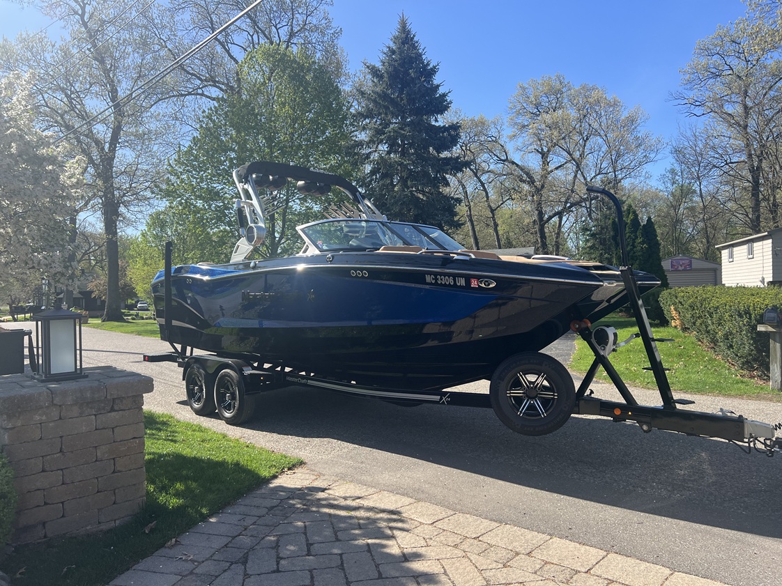 2021 Mastercraft X24