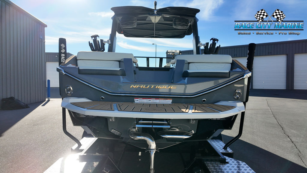 2025 Nautique G23