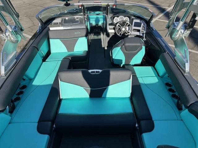 2021 MasterCraft XT23 Icon