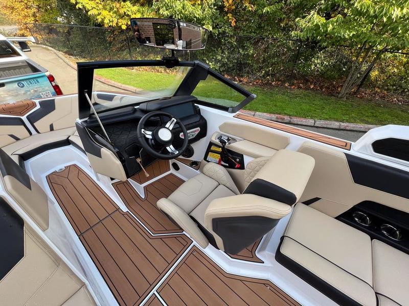 NEW 2024 Nautique GS20