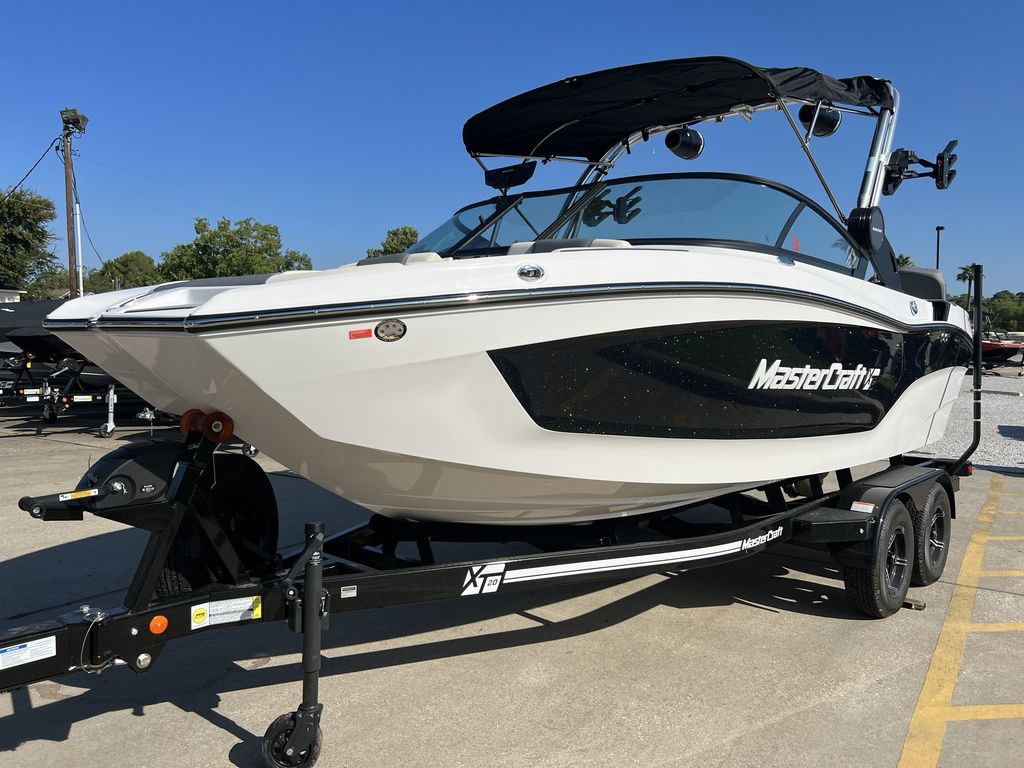 2024 MasterCraft XT20