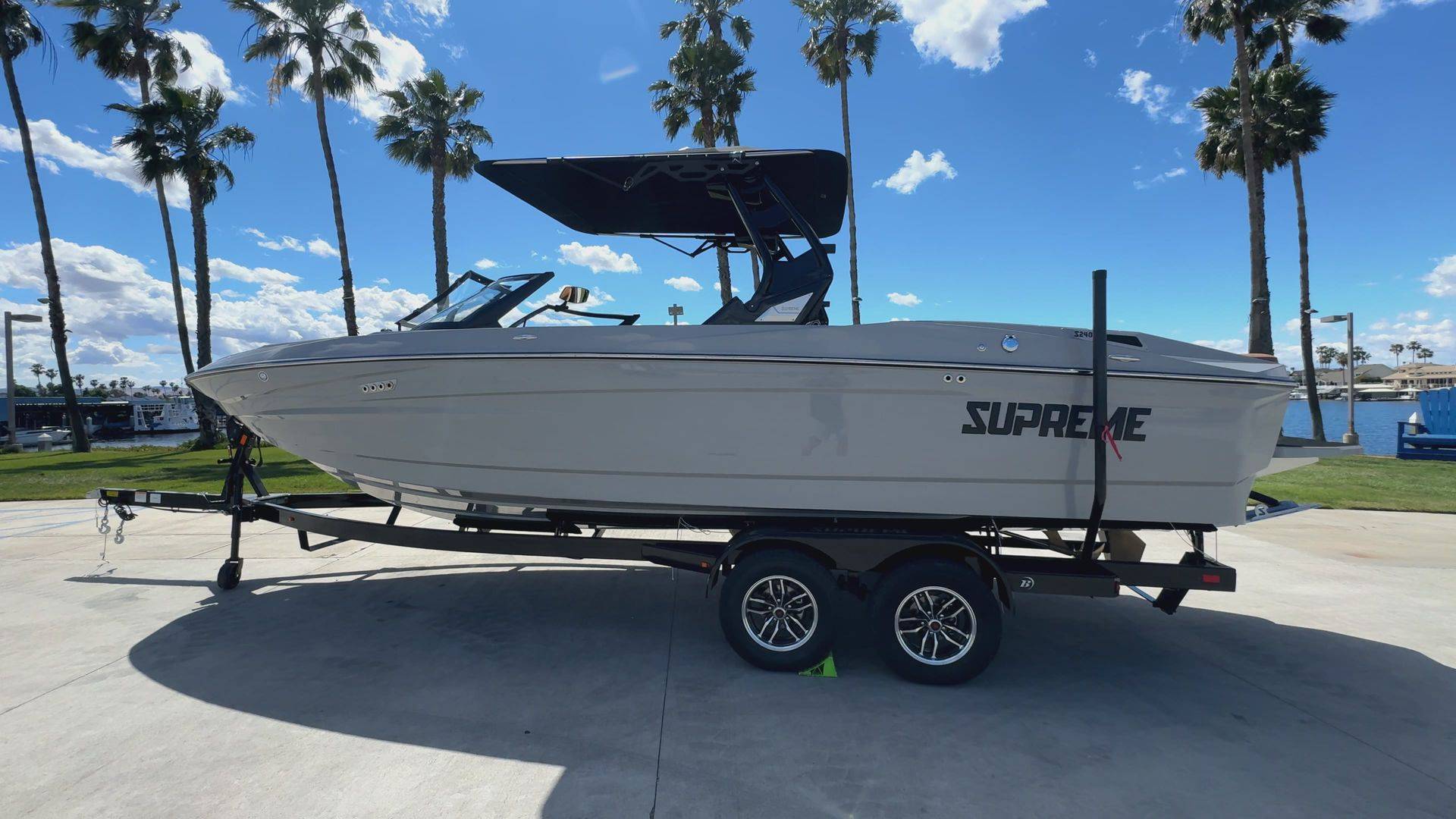 2025 Supreme S240