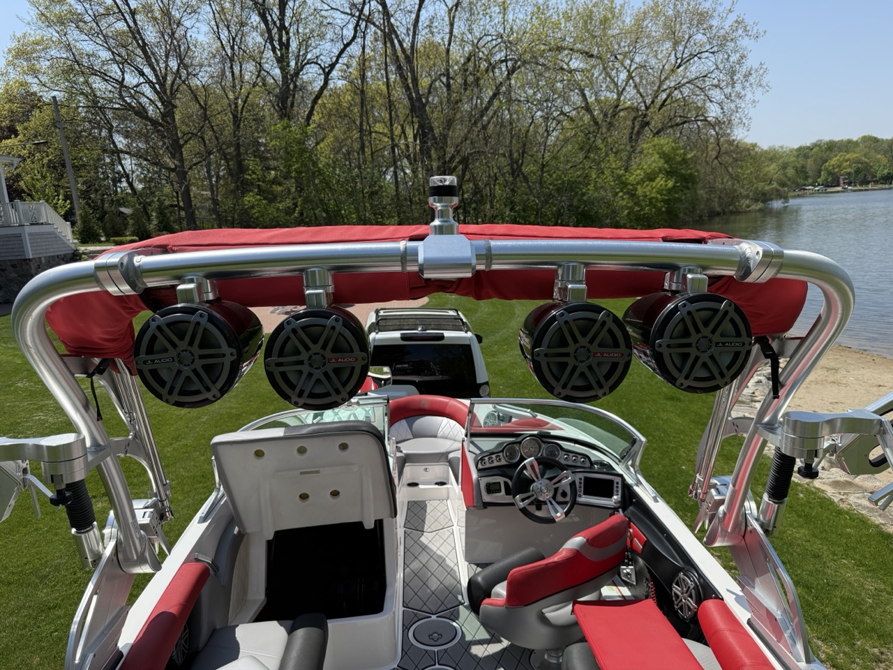 2014 Mastercraft X10 Gen2 surf and only 144 hours
