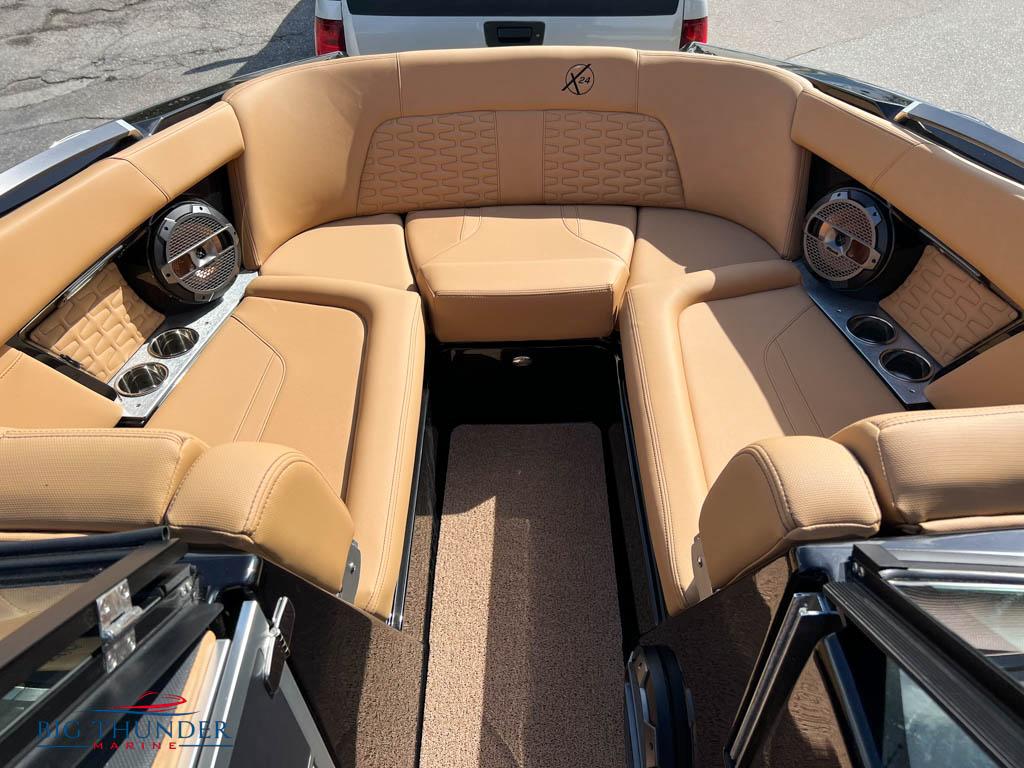 2022 Mastercraft X24
