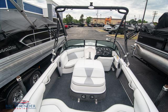 1998 Moomba Mobius