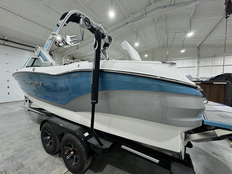 boat.Title
