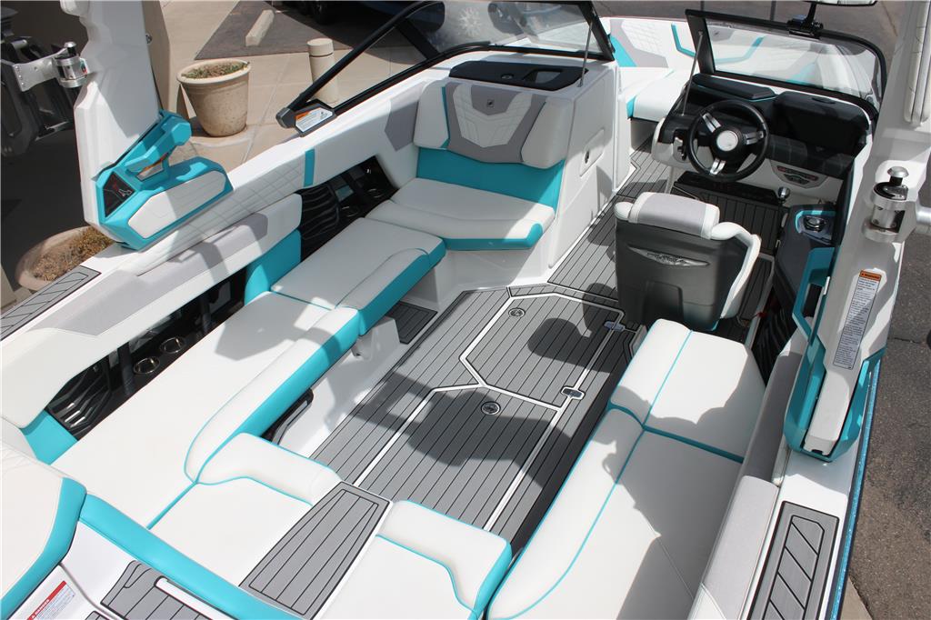 2022 Super Air Nautique G23 – Reef Blue Metal Flake