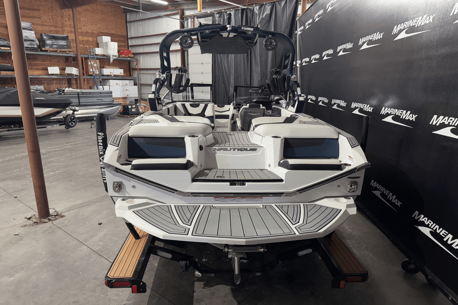 2021 Nautique G23
