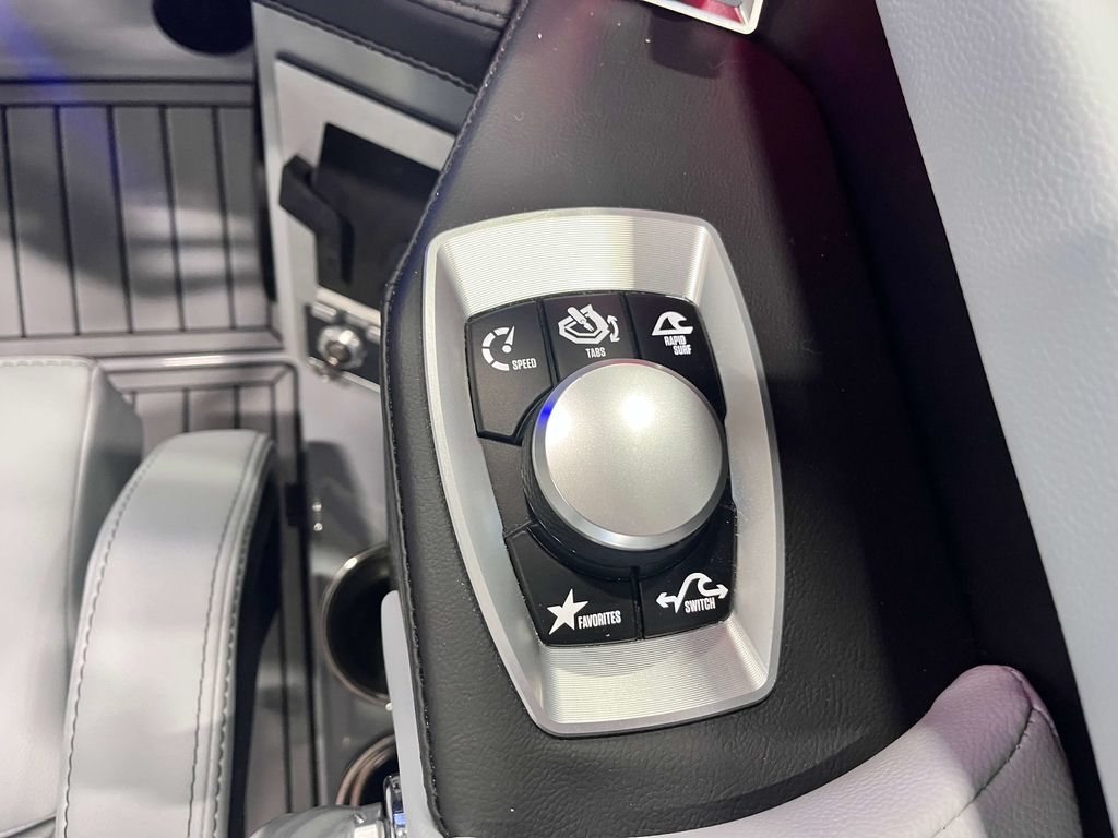 2025 MasterCraft XT23