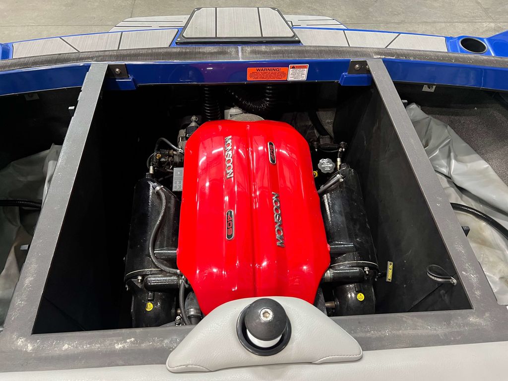 2018 Axis Wake Research T22