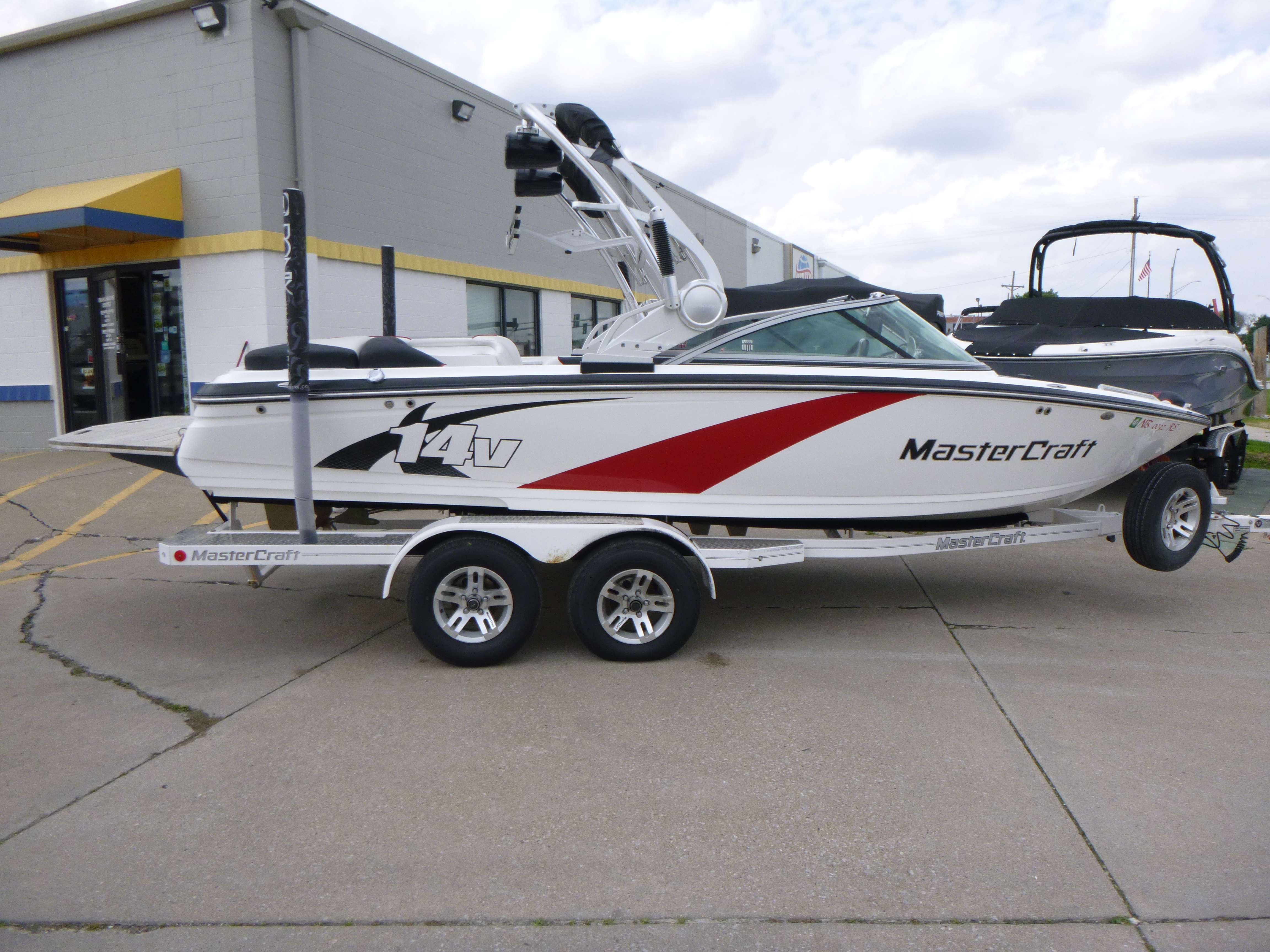2013 MasterCraft X14v