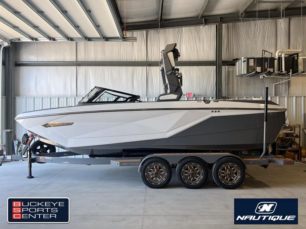 2024 Nautique G23