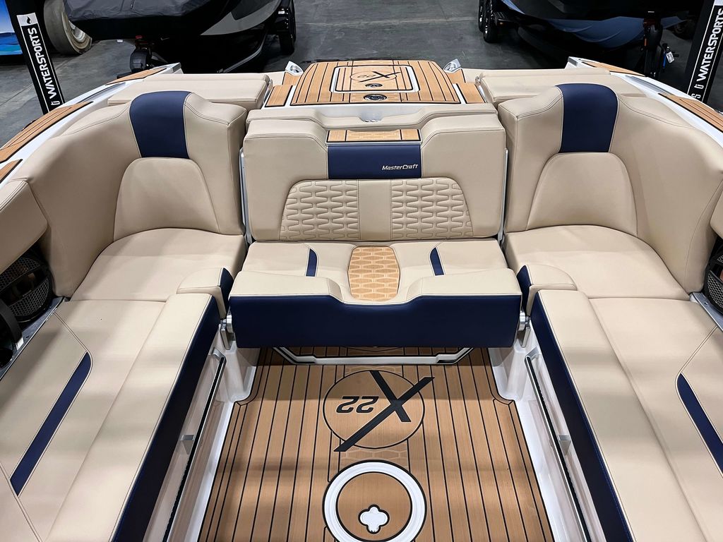 2025 MasterCraft X22