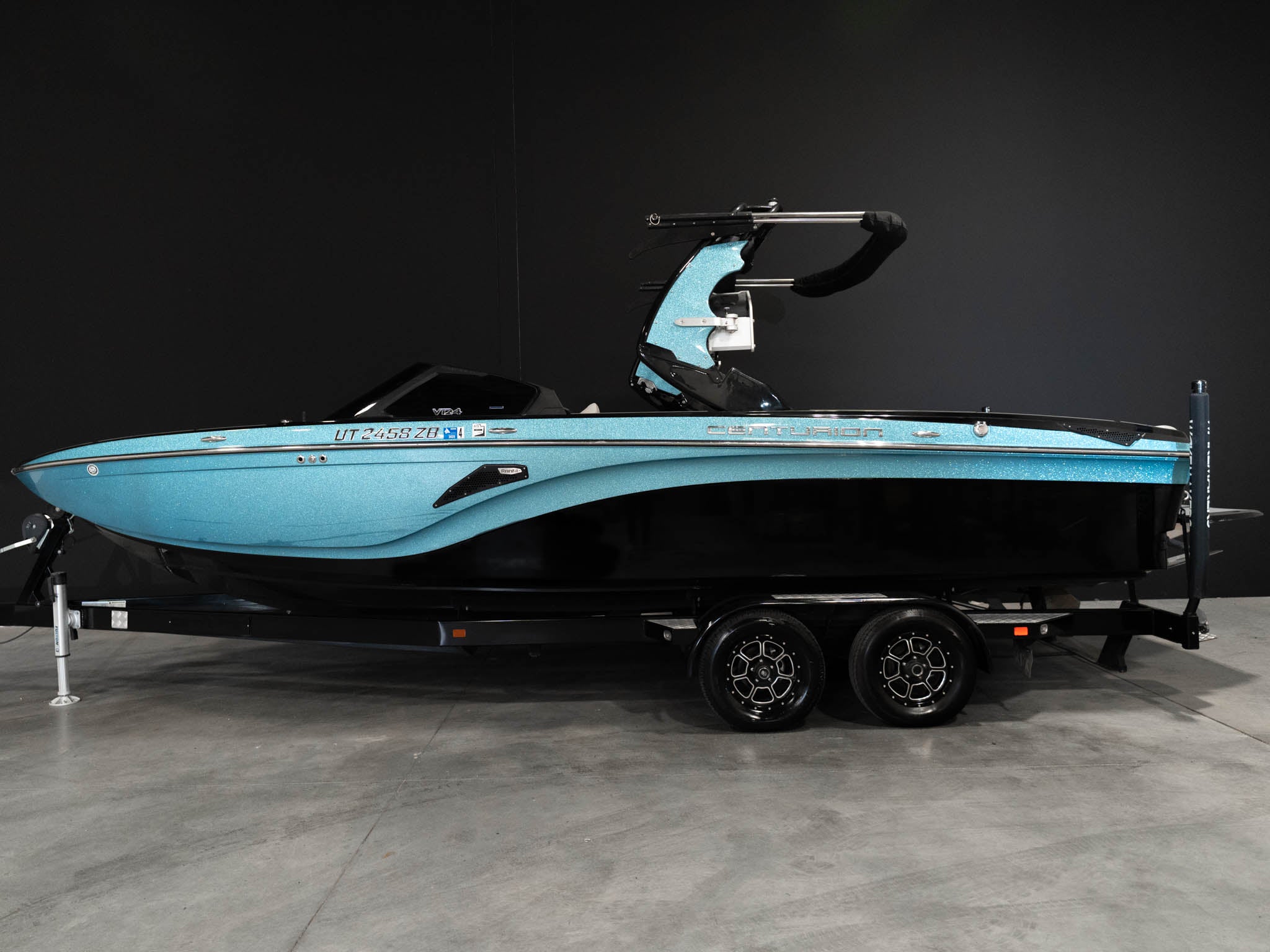 boat.Title