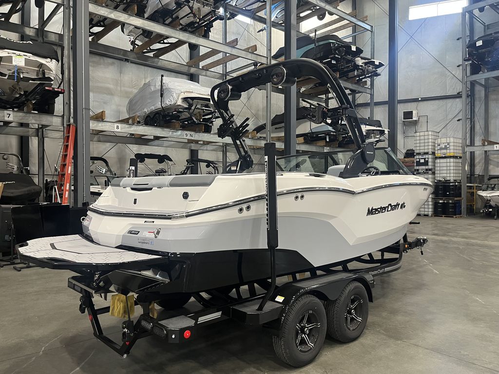 2025 MasterCraft NXT21