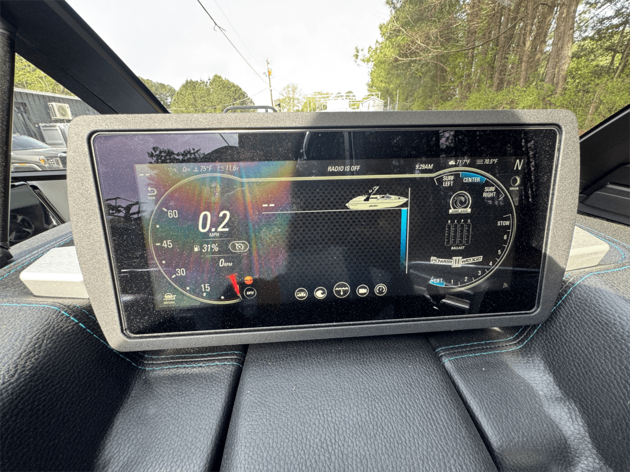 2020 Malibu 21MLX Icon