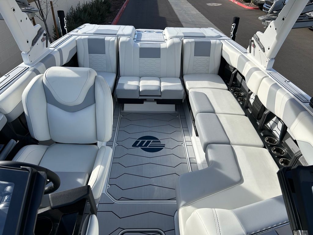 2025 Malibu Boats 23 MXZ