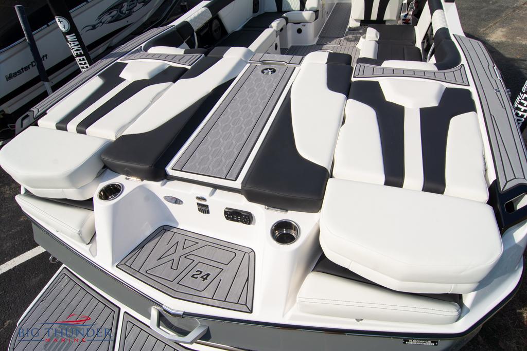 2023 Mastercraft XT24