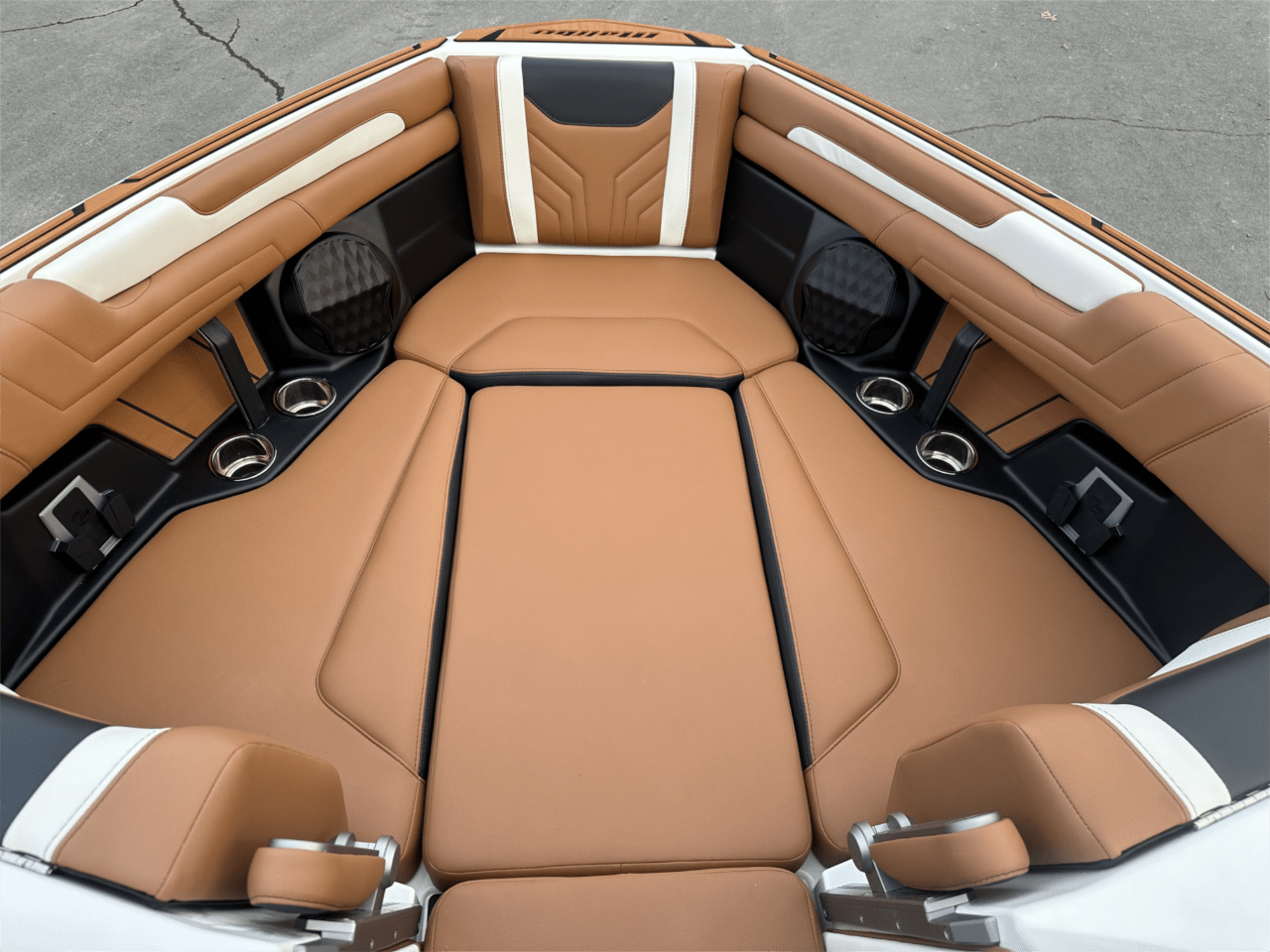 2025 Malibu Wakesetter 25 LSV