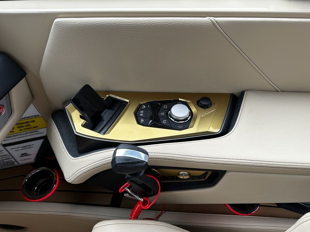 2025 Nautique Super Air Nautique G25