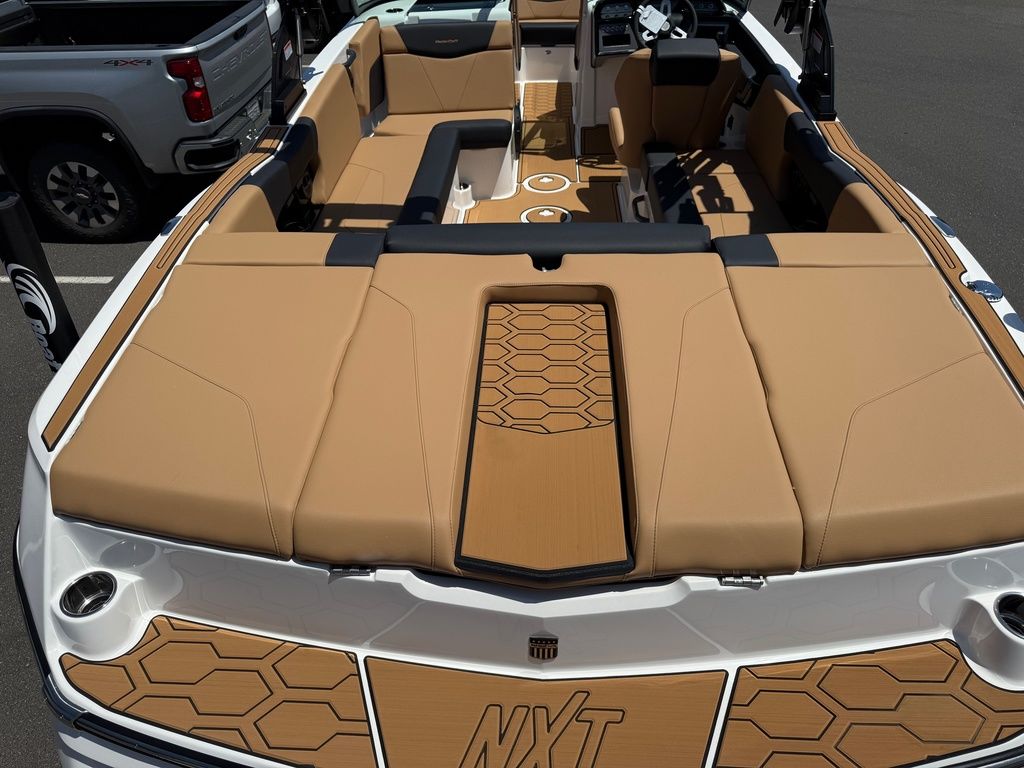 2025 MasterCraft NXT22