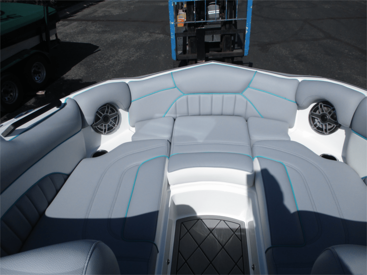 2025 MB SPORTS B52 21’ ALPHA