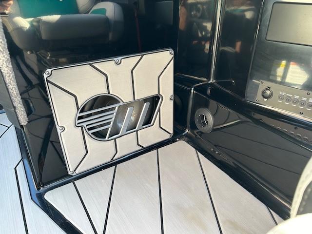 2019 Malibu Wakesetter 23 LSV *555 Supercharged Motor*