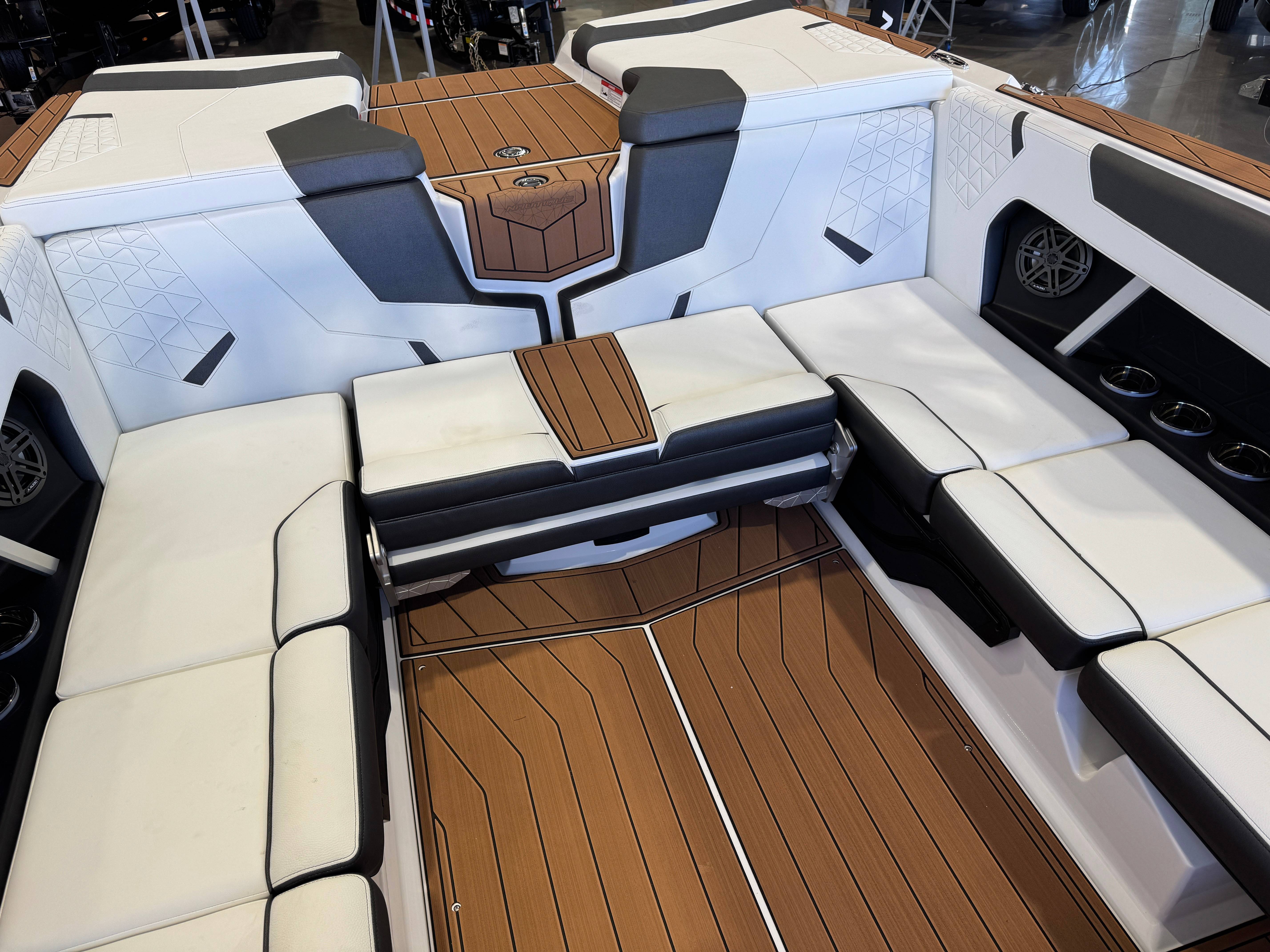 2025 Nautique Super Air Nautique GS22