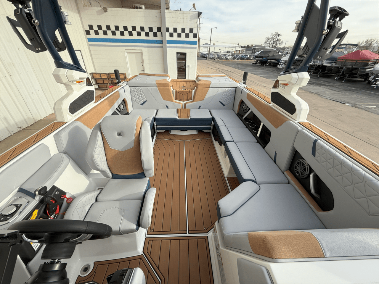 2025 Nautique GS22