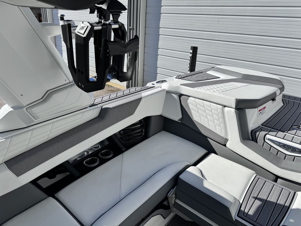 2024 Nautique Super Air Nautique G23