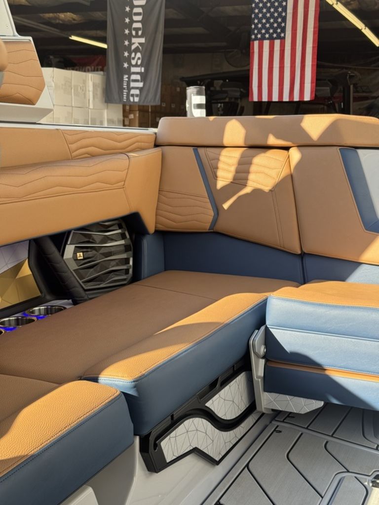 2025 Nautique Super Air Nautique G23