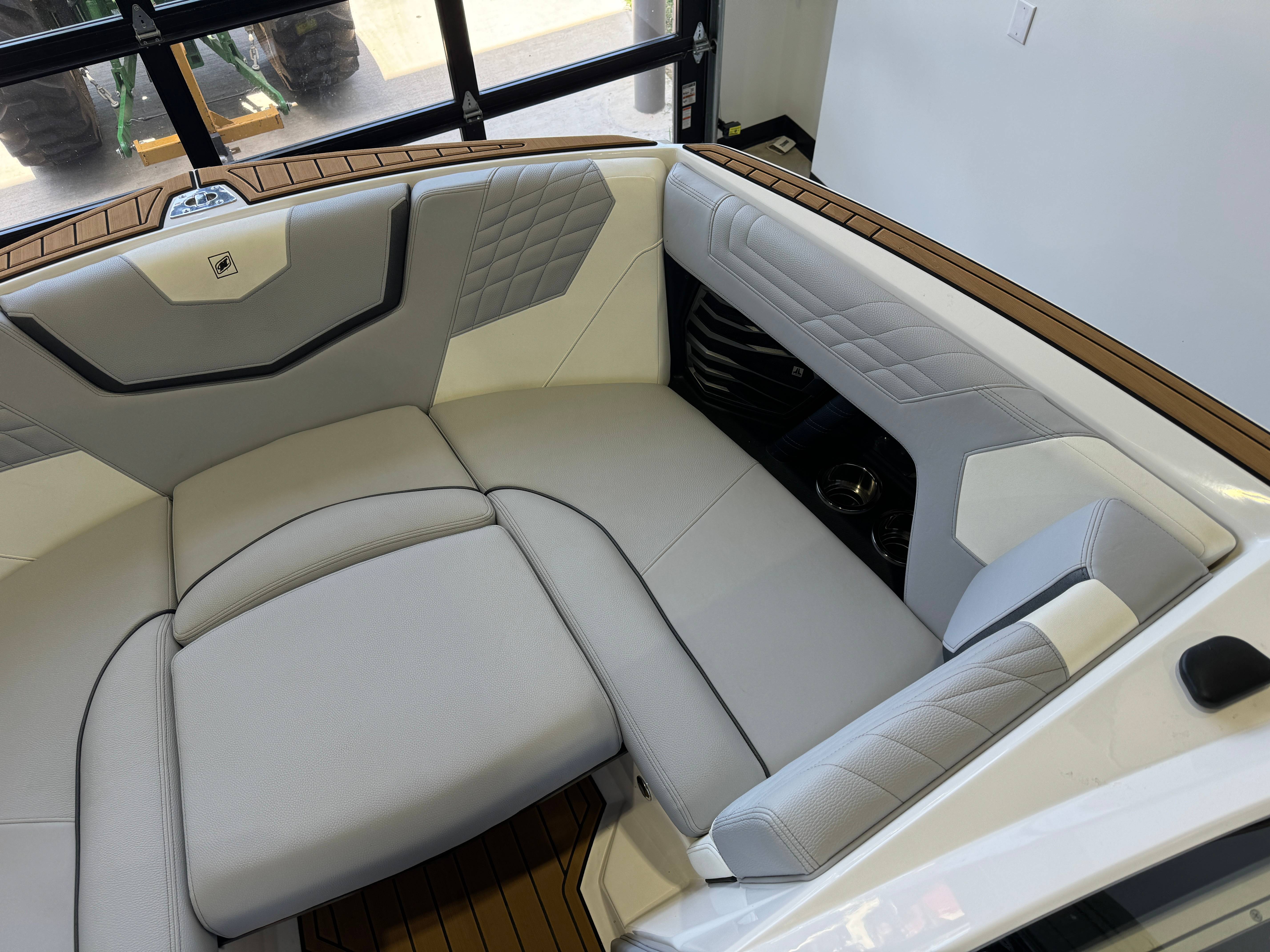 2022 Nautique Super Air Nautique G21